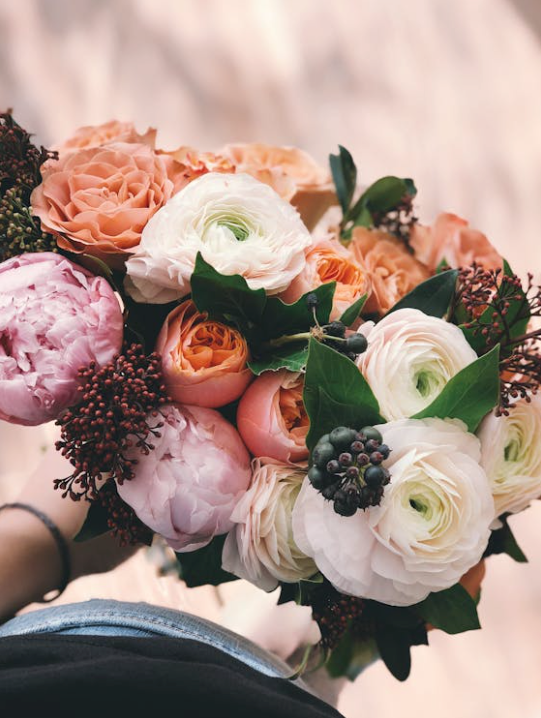 How to Care for Your Fresh Flowers to Make Them Last Longer